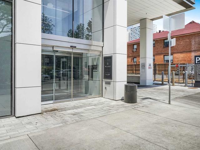 1715 - 8 Hillsdale Ave E