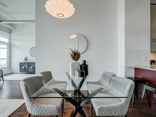 303 - 380 Macpherson Ave