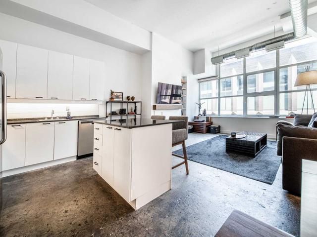 830 - 155 Dalhousie St