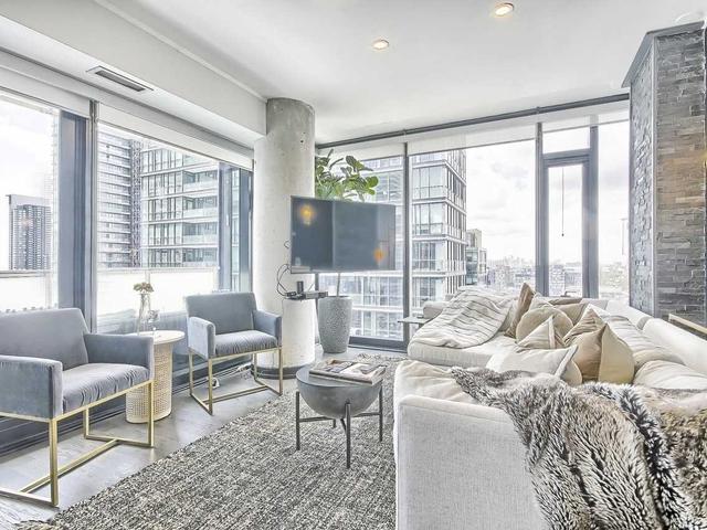 1902 - 11 Charlotte St