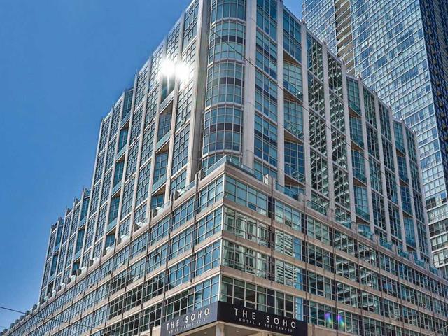 1121 - 36 Blue Jays Way