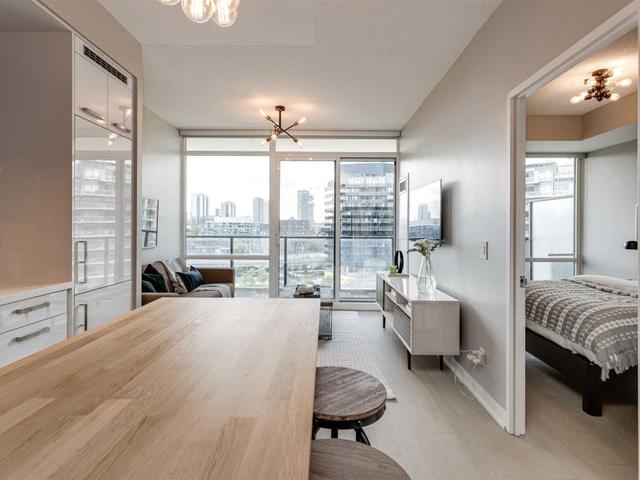710S - 120 Bayview Ave