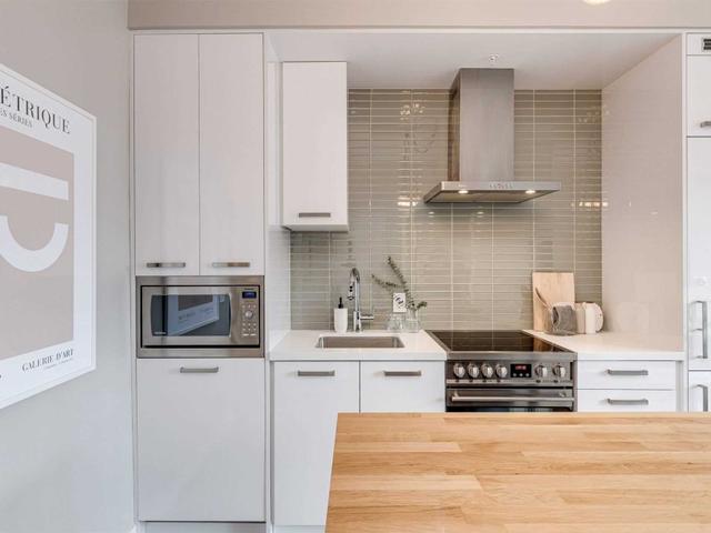 710S - 120 Bayview Ave