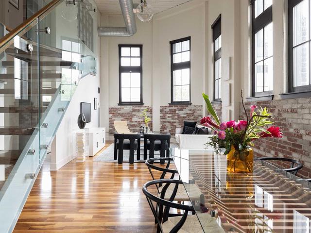 306 - 183 Dovercourt Rd