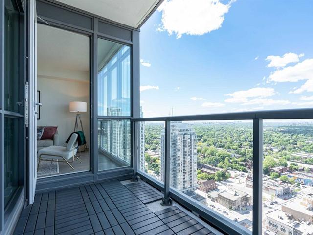 3106 - 30 Roehampton Ave E