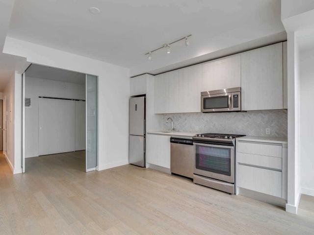 1310 - 111 Bathurst St