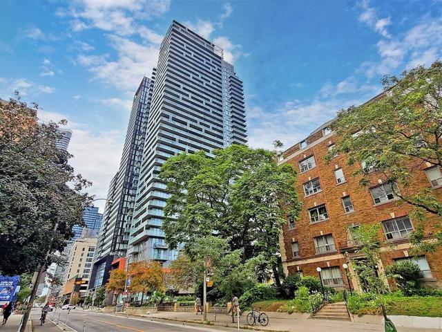 PH05 - 50 Wellesley St E