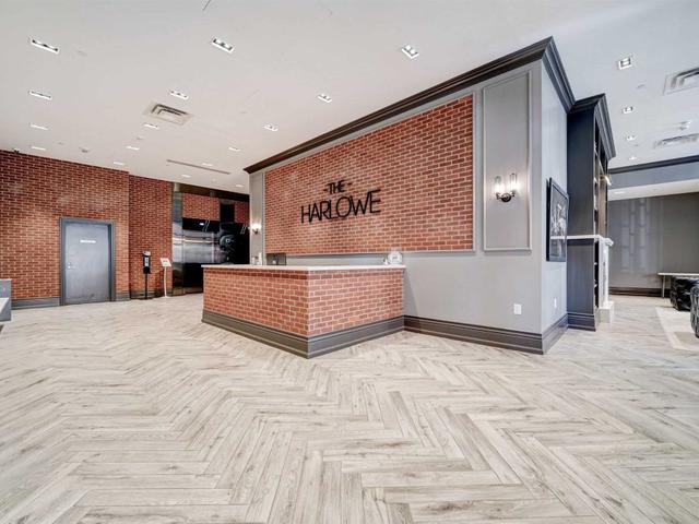 1110 - 608 Richmond St W