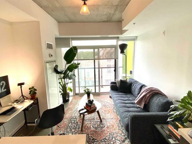 311 - 109 Ossington Ave