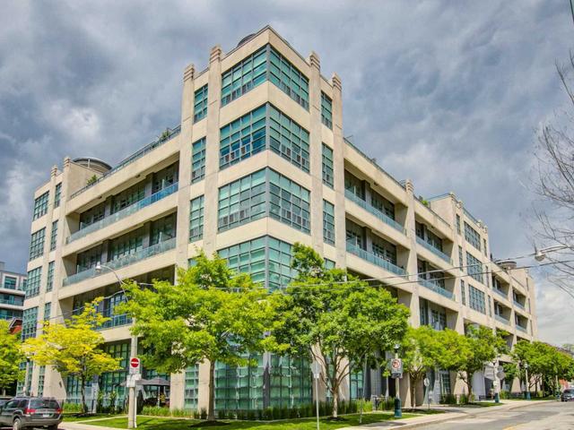 213 - 380 Macpherson Ave