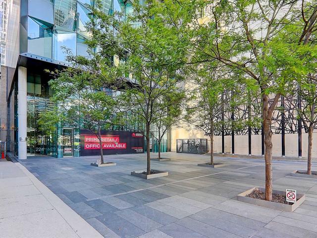 3604 - 224 King St W