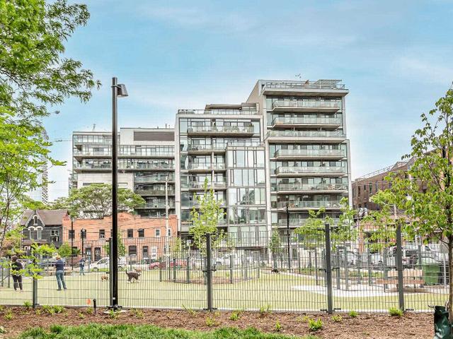 435 - 461 Adelaide St W