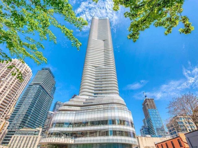 2112 - 11 Wellesley St W