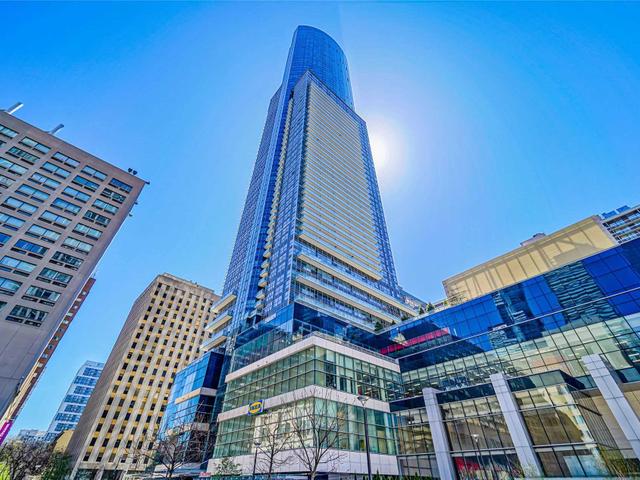 6614 - 388 Yonge St
