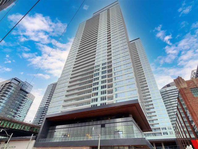 610 - 19 Bathurst St