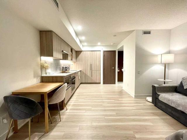 2202 - 17 Bathurst St