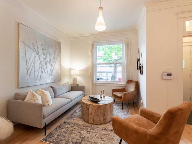 2 Montrose Ave