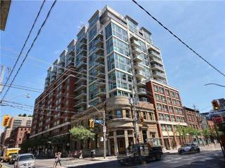1601 - 230 King St E