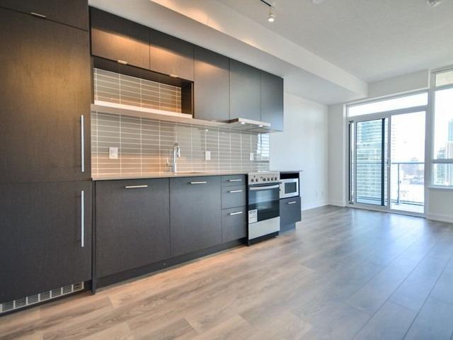 2613 - 365 Church St