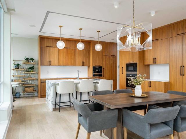 PH102 - 199 Richmond St