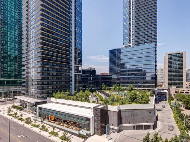 2521 - 5 Sheppard Ave E