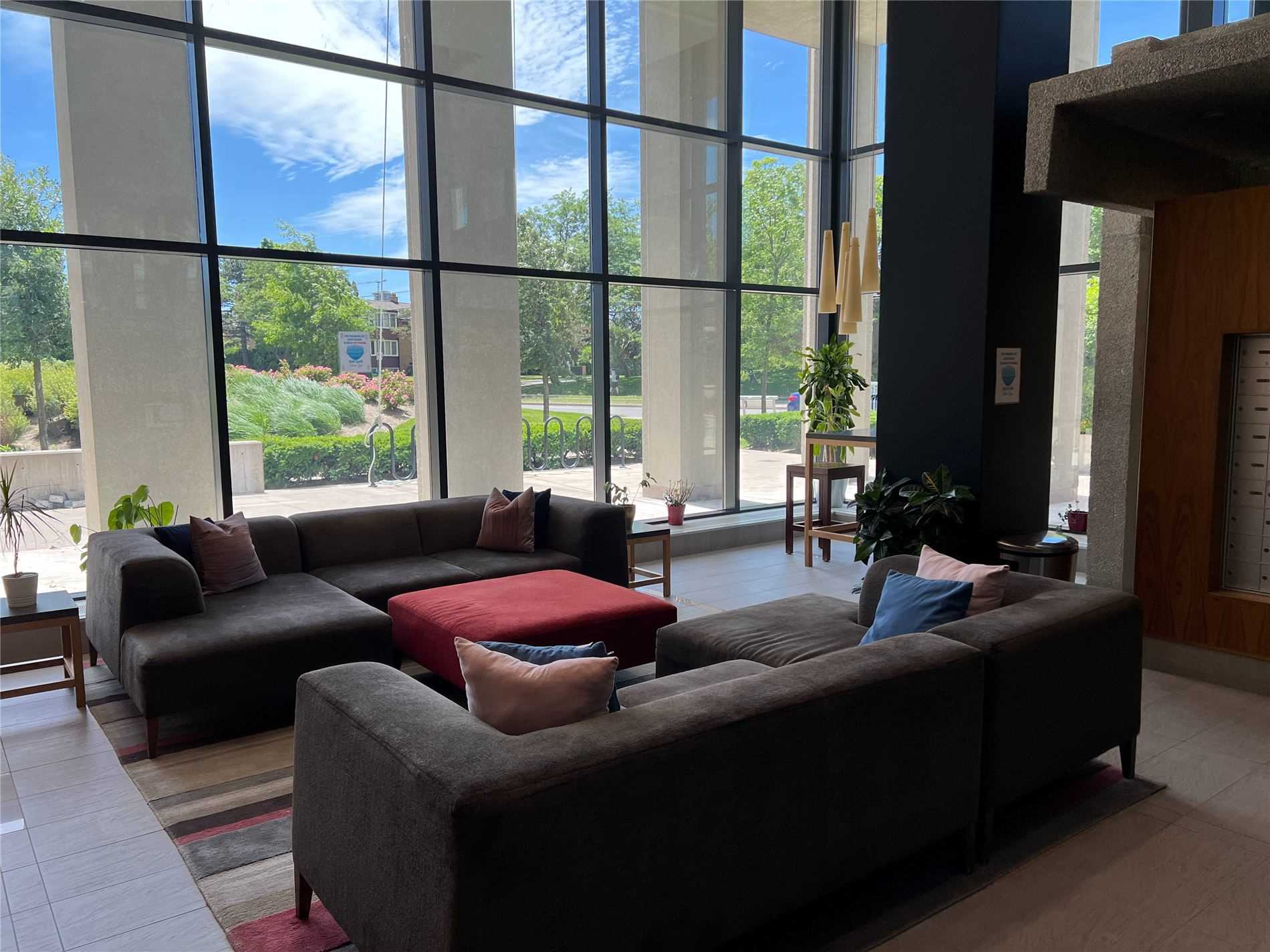 1104 75 The Donway West, North York Leased, C5665909 MrLOFT.ca