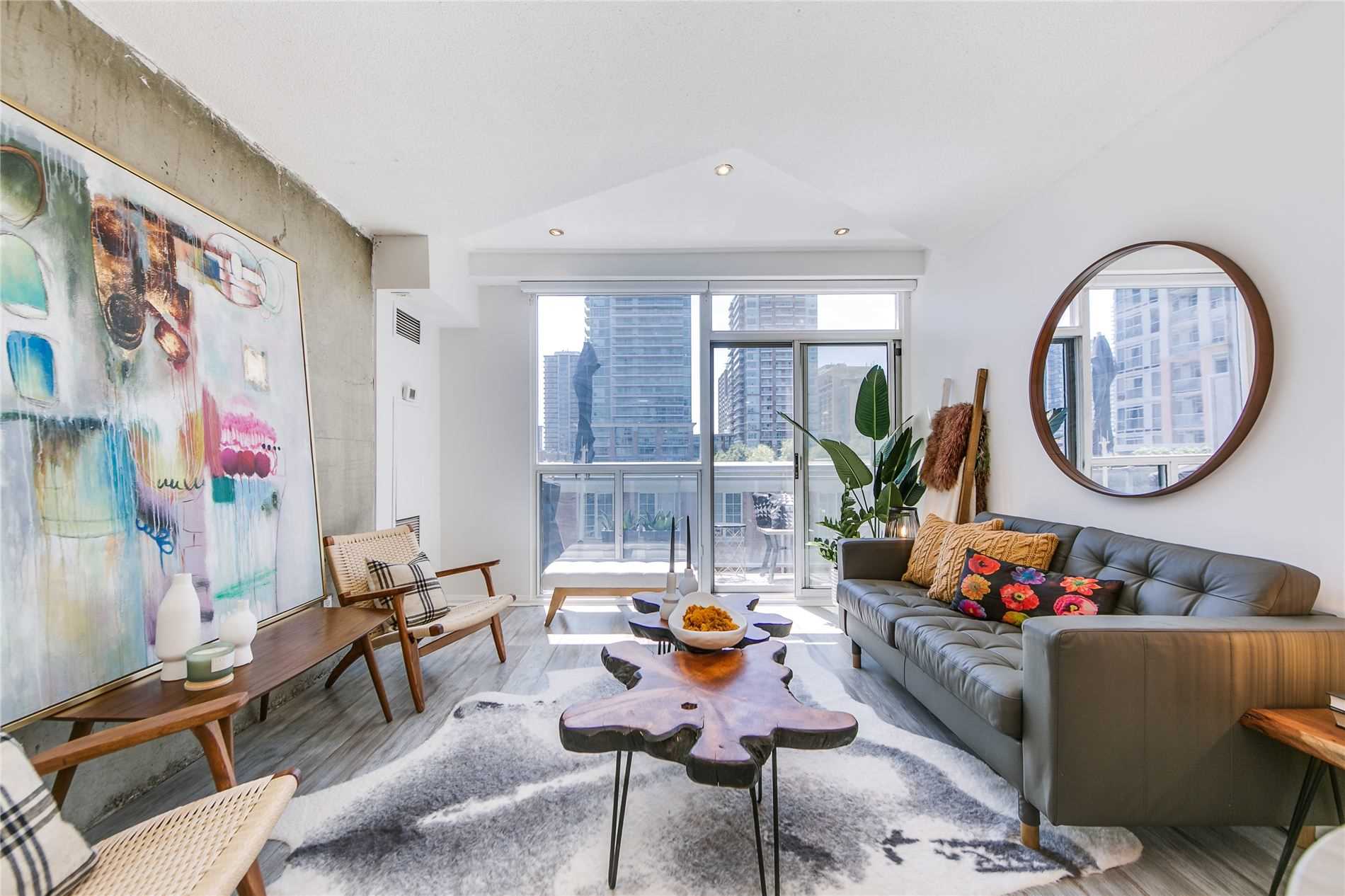 435 1029 King St W, Toronto