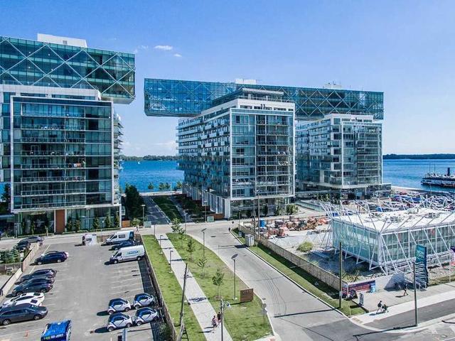 408 - 29 Queens Quay E