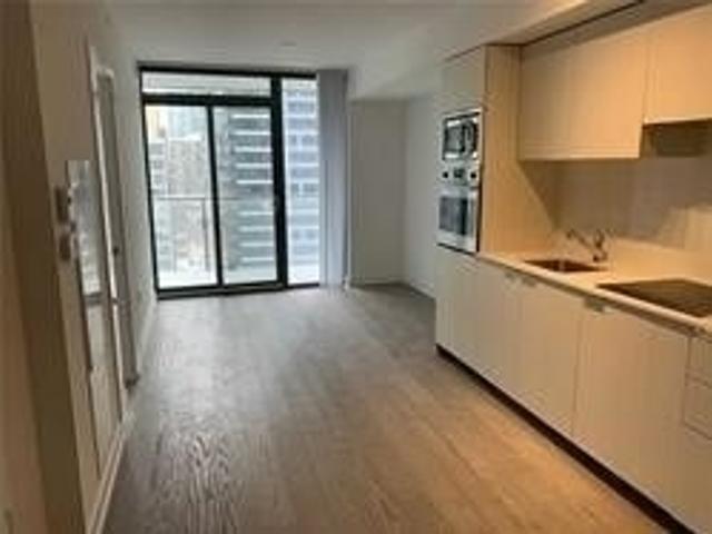 1209 - 11 Wellesley St