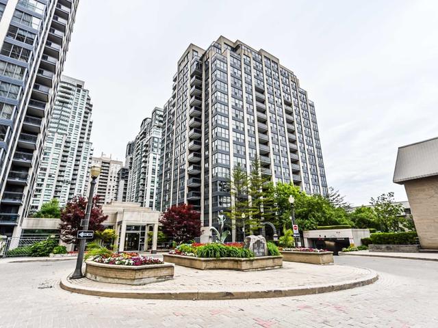 1208 - 28 Hollywood Ave