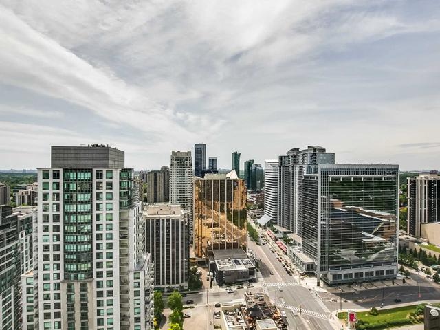 2915 - 8 Hillcrest Ave