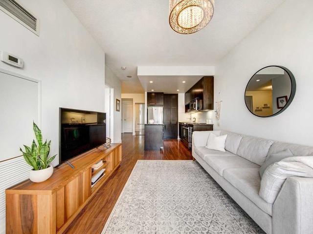 1804 - 100 Harrison Garden Blvd