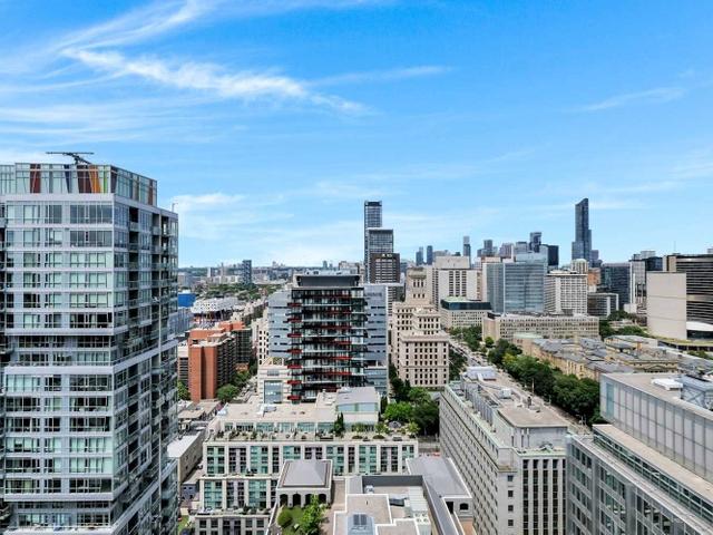 3005 - 126 Simcoe St