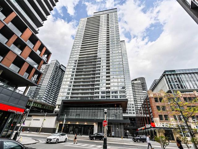 2211 - 19 Bathurst St