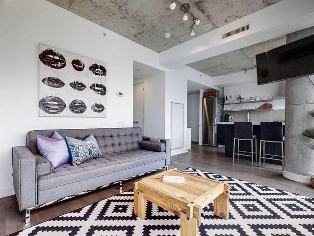 1115 - 461 Adelaide St W