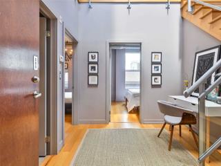 PH 505 - 10 Wellesley Pl