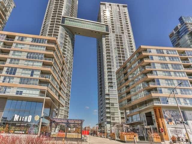 335 - 15 Iceboat Terr