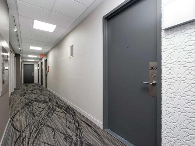 306 - 1171 Queen St W