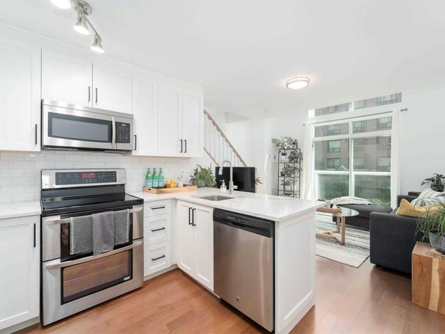 329 - 109 Front St E