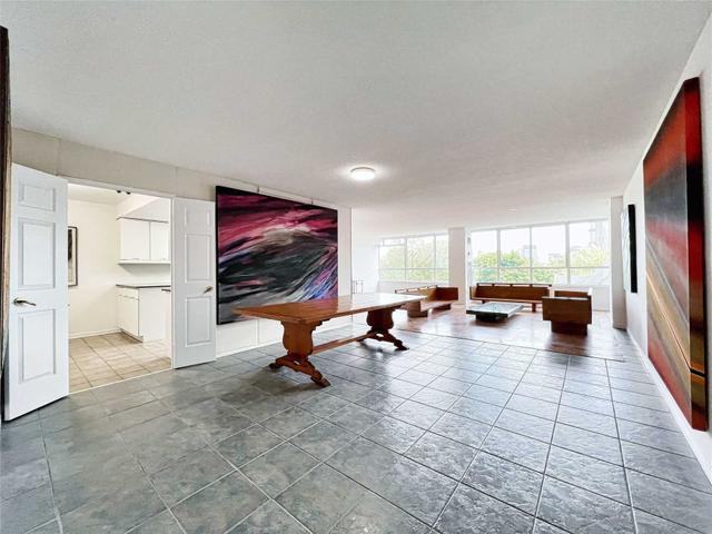 506 - 130 Carlton St