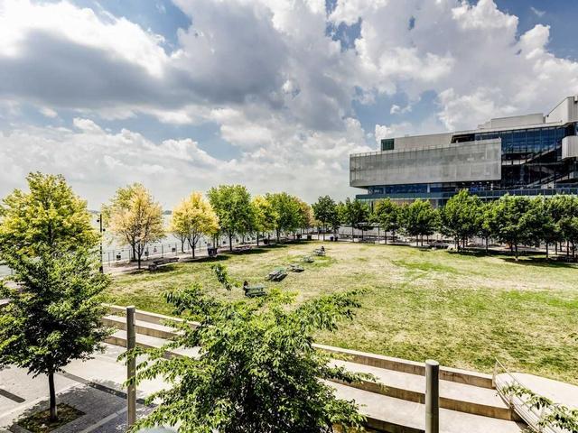 227 - 55 Merchants' Wharf