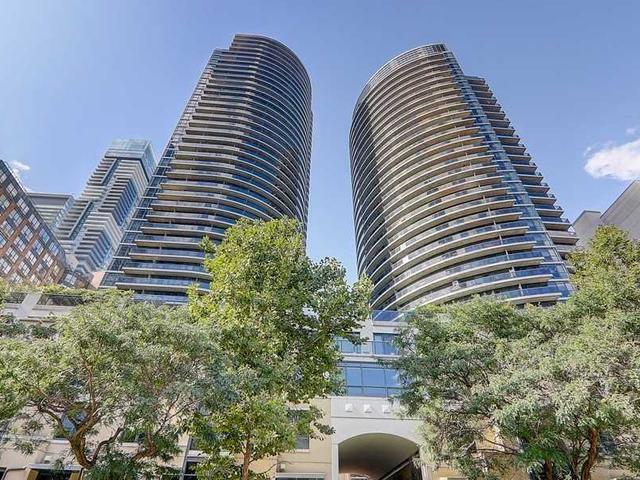 1506 - 21 Carlton St