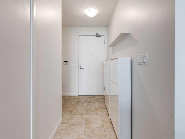 601 - 215 Fort York Blvd