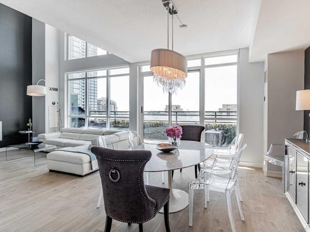 836 - 8 Telegram Mews