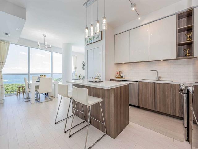 2601 - 30 Ordnance St