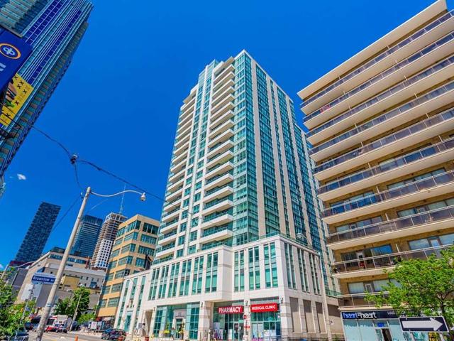 PH301 - 212 Eglinton Ave E