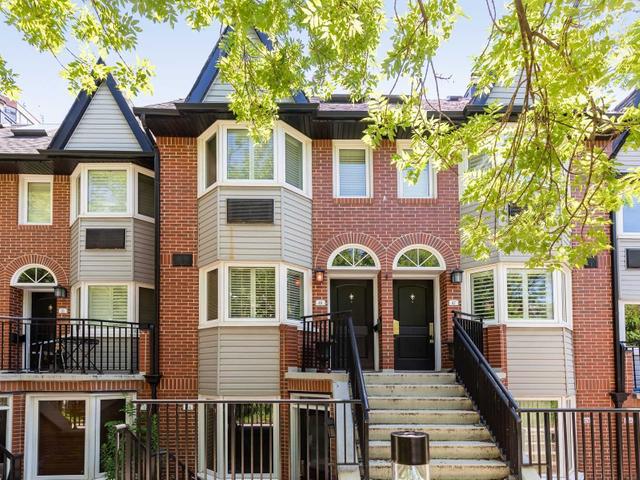 49 - 49 Tecumseth St