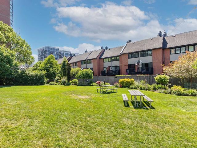 49 - 49 Tecumseth St