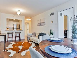 716 - 92 King St E
