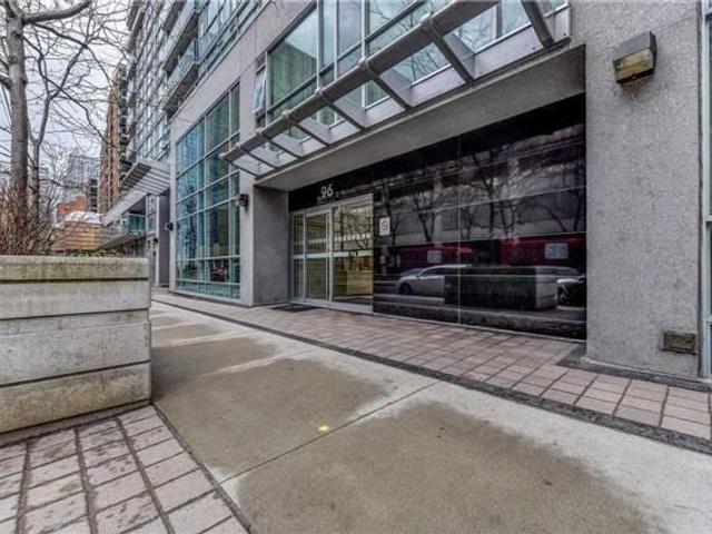 1703 - 96 St Patrick St